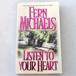 ⭐️5 for $15⭐️ Listen To Your Heart by Fern Michaels | Book